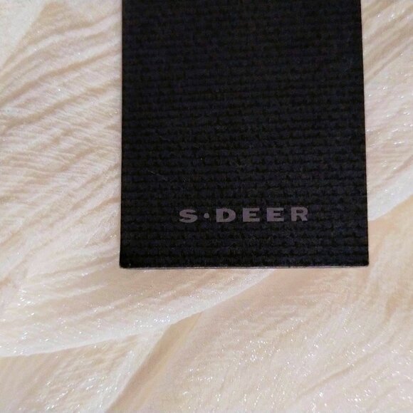 S. Deer (M) Ribbed Iridescent Ruffle Camisole Tank - Picture 8 of 8